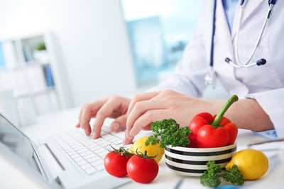 营养师在临床营养中的关键作用：多学科协作的营养管理模式